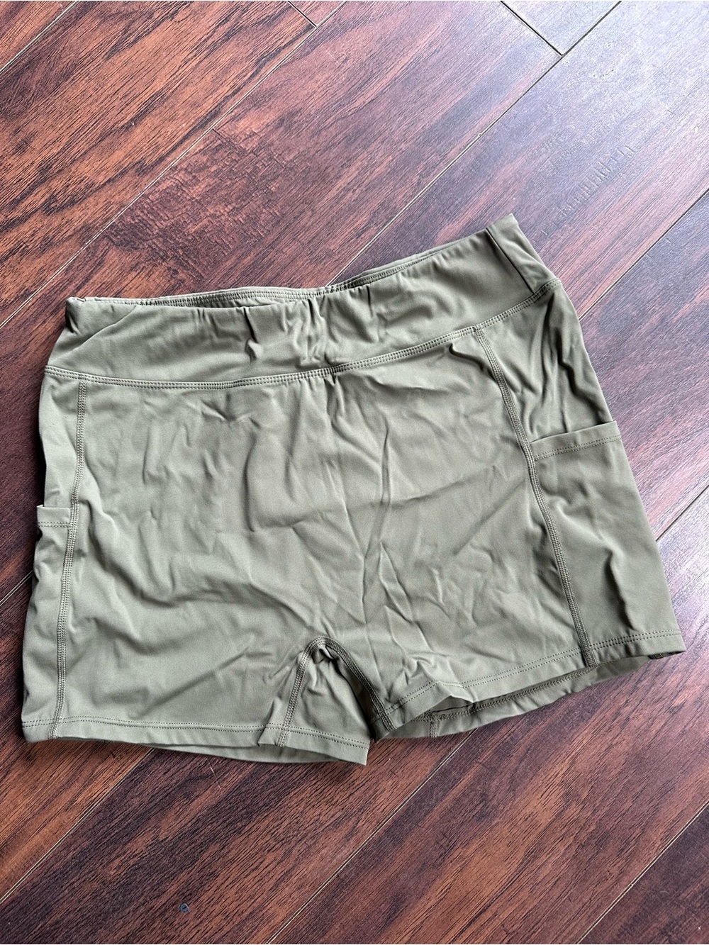 Green Side Pocket Biker Shorts